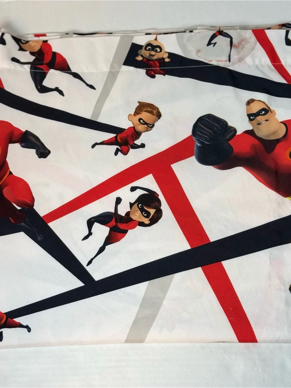 🛌Disney Pixar The Incredibles 2 Character 1 Twin Flat & 1 Fitted Sheet